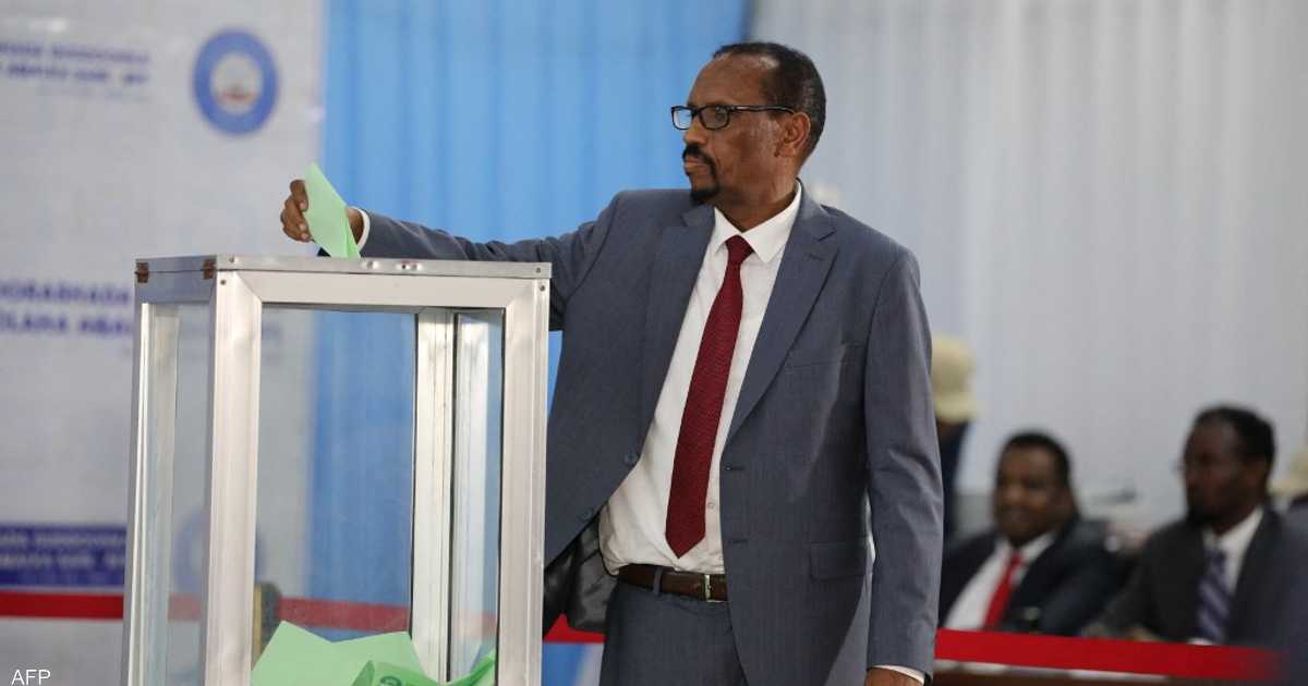 المشرّعون يختارون رئيسي مجلسي برلمان الصومال