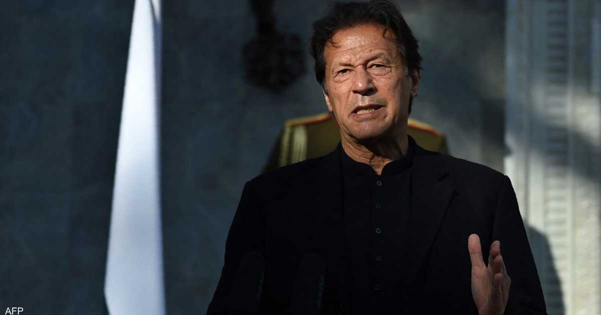 باكستان.. البرلمان يحجب الثقة عن رئيس الوزراء عمران خان