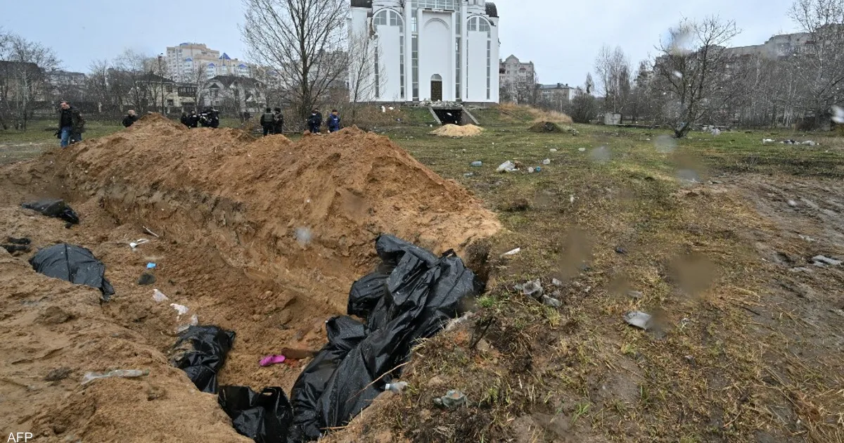 على غرار بوتشا.. “رائحة الموت” تفوح من بلدة أوكرانية