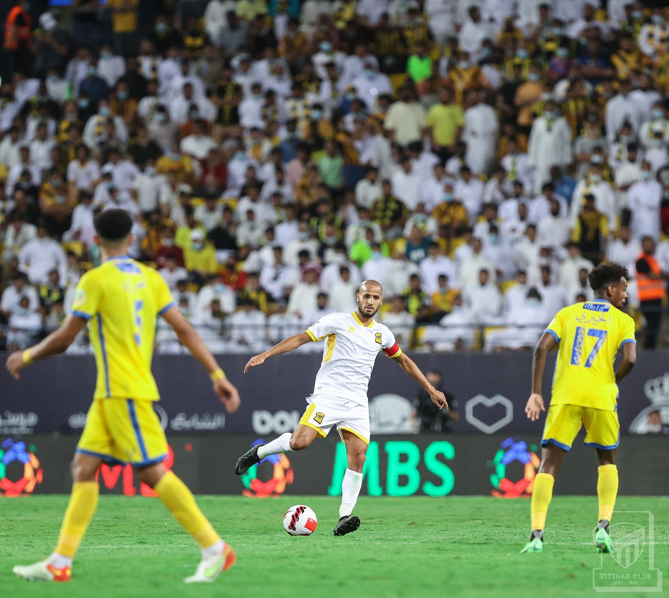 كريم الأحمدي: الهلال تحت الضغط.. وعلى الاتحاد مواجهته بذكاء