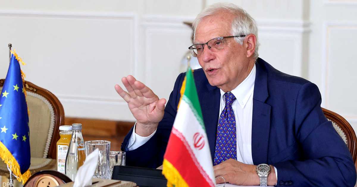 بوريل يبحث في طهران إحياء الاتفاق النووي الإيراني