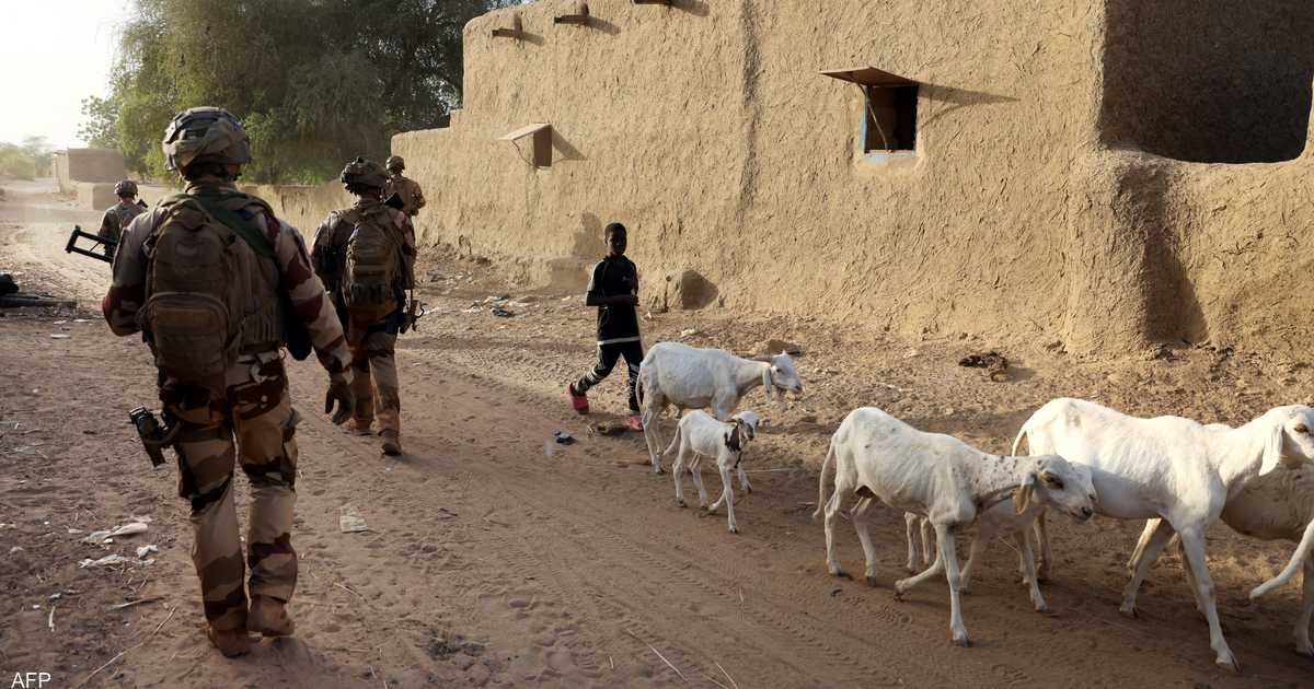 إصابة سائقي شاحنات جزائريين في هجوم مسلحين بمالي