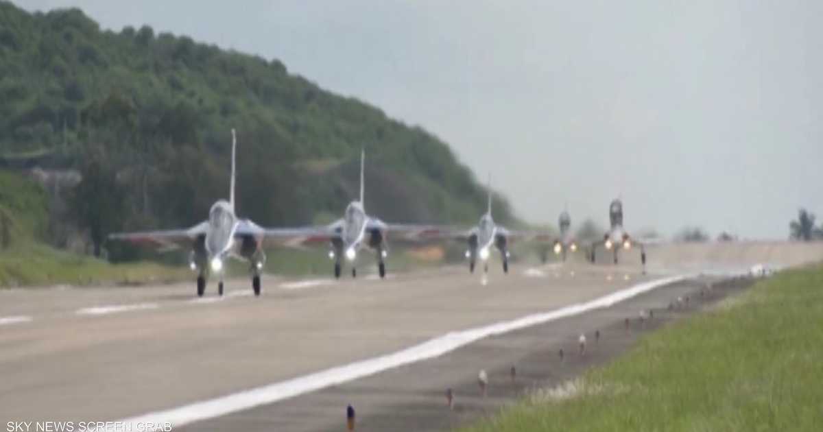 تايوان تستعرض قدرات طائرة تدريب متقدمة جديدة