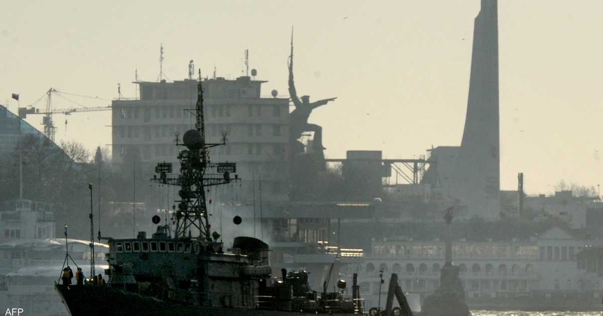 مسيرة أوكرانية تستهدف قيادة الأسطول الروسي بالبحر الأسود