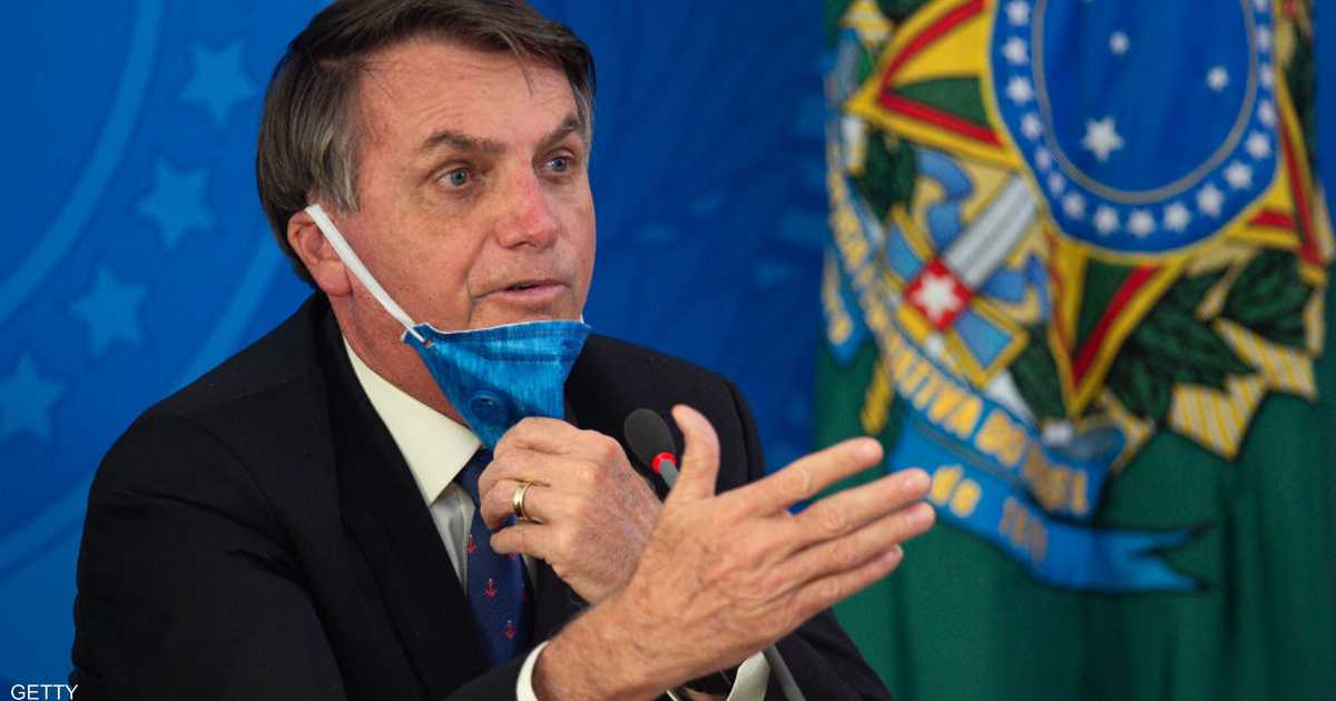 الشرطة تتهم الرئيس البرازيلي بترويج شائعات مرتبطة بكوفيد