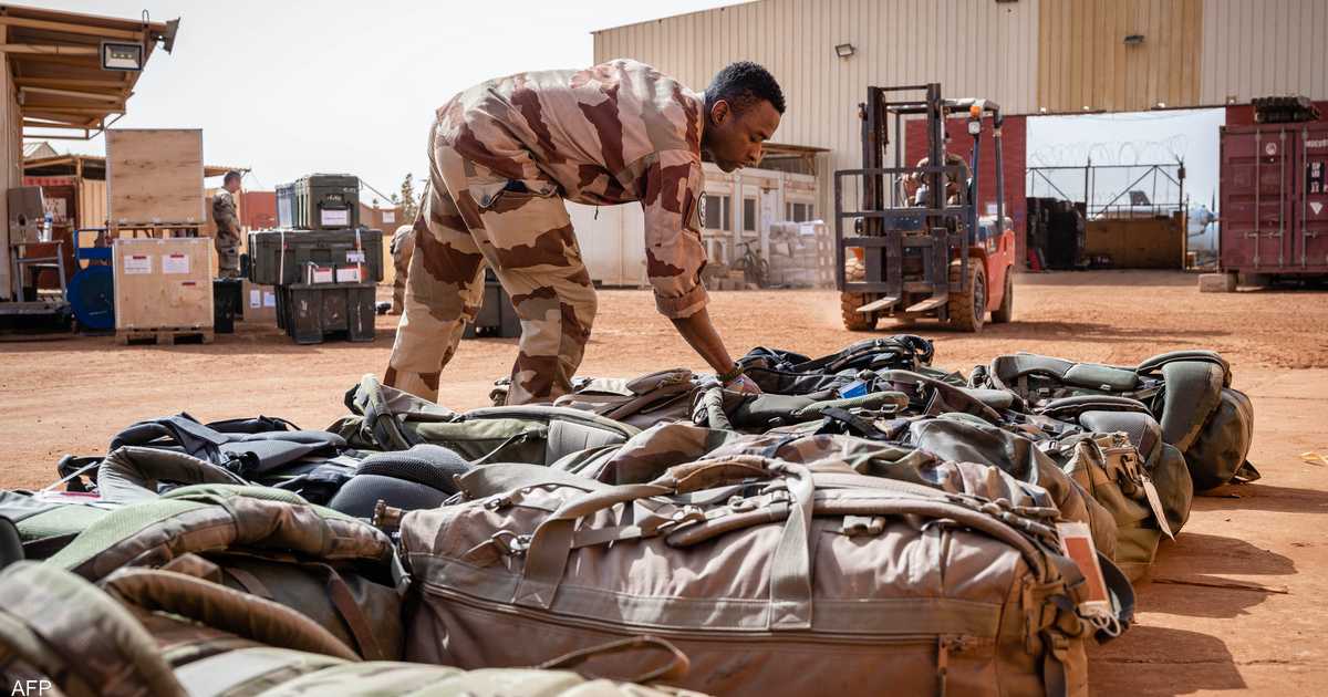 بعد انسحابها من مالي.. فرنسا تبقي 3 آلاف عسكري بمنطقة الساحل