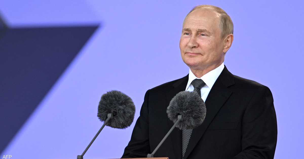 بوتن يتفاخر بالسلاح الروسي ويعلن الاستعداد لتسليح “الحلفاء”