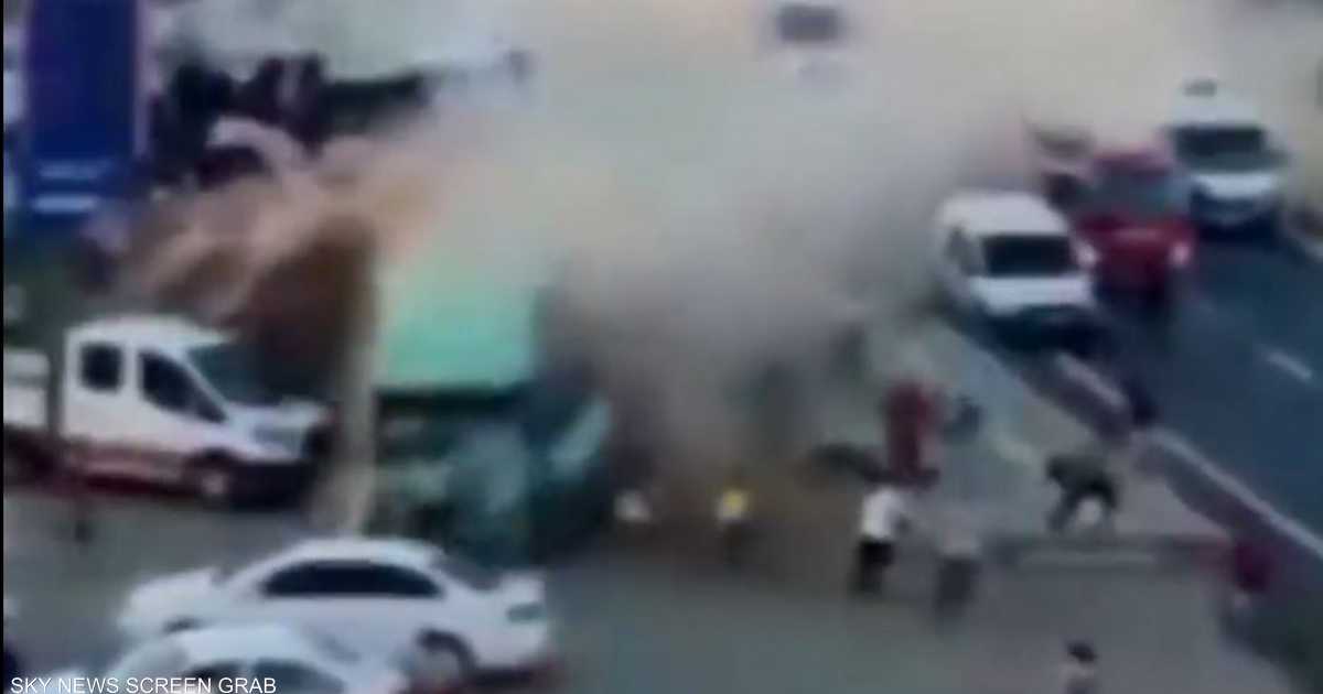 حادث مروع.. شاحنة تدهس حشدا في تركيا وتخلف 16 قتيلا