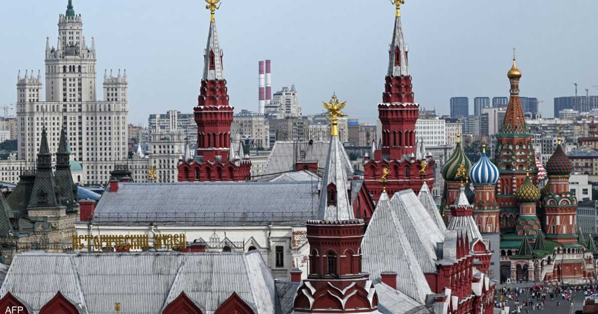 حظر سفر الروس.. نقطة خلافية تزيد انقسام دول الاتحاد الأوروبي