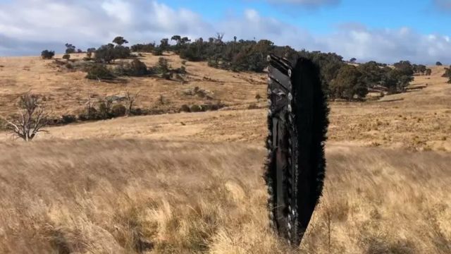سقوط قطعة من كبسولة سبيس إكس الفضائية في حقل زراعي في أستراليا