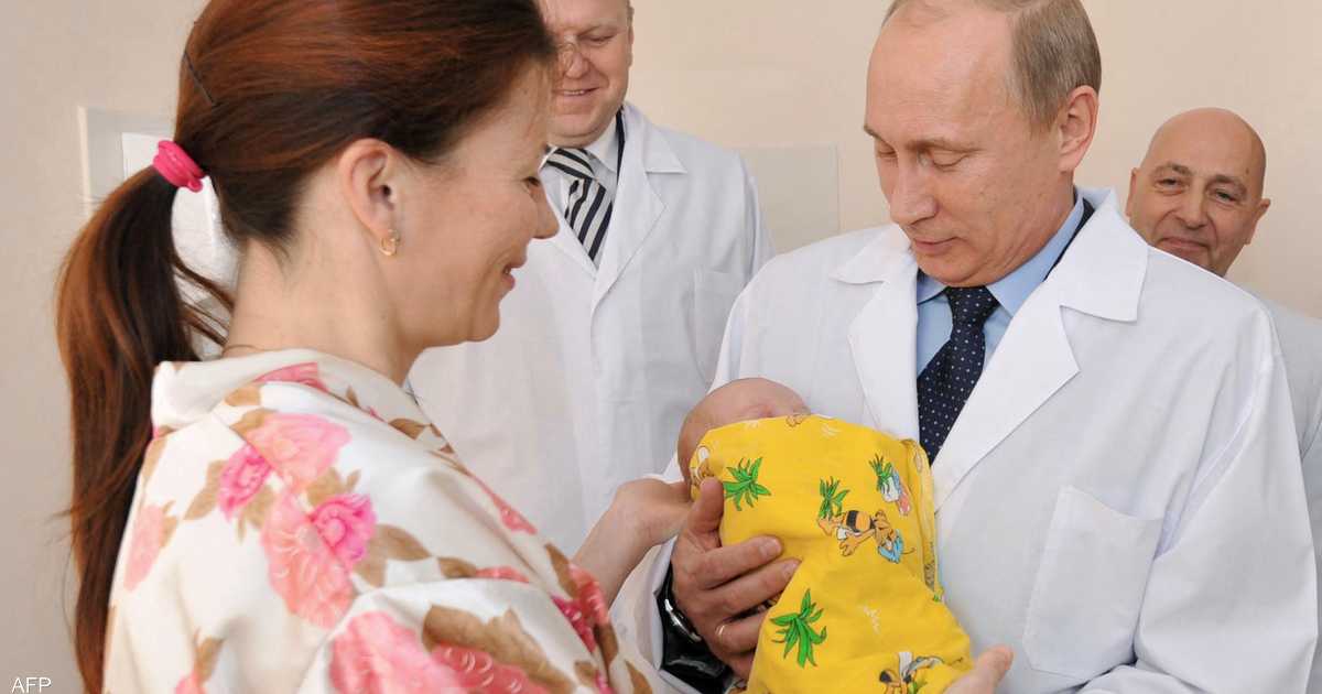 مطلوب إنجاب 10 أولاد.. بوتن يعيد إحياء مشروع “الأم البطلة”