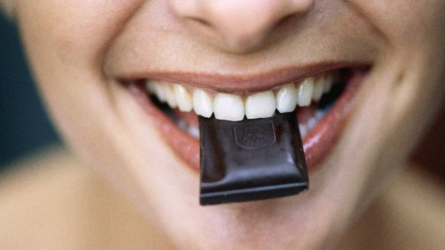 هل الشوكولاته الداكنة بالفعل مفيدة لصحتنا؟