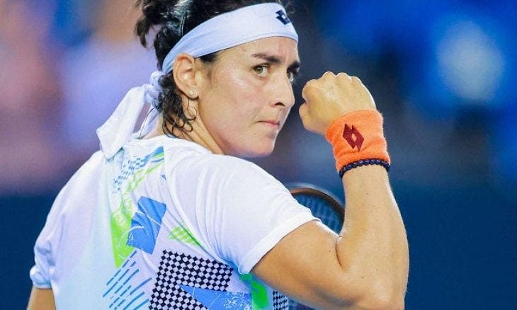اتحاد التنس الإسرائيلي يطالب بـ”معاقبة” أنس جابر بسبب دعمها لفلسطين