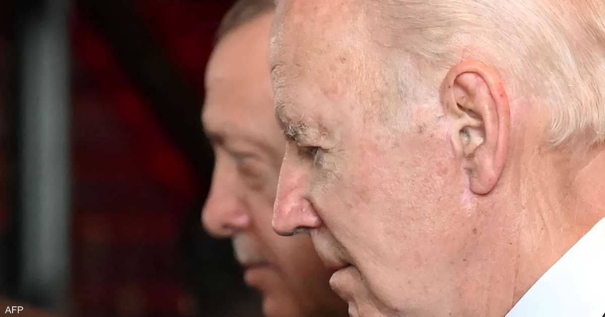 إردوغان يحذر بايدن من عواقب إقليمية وعالمية جراء حرب غزة