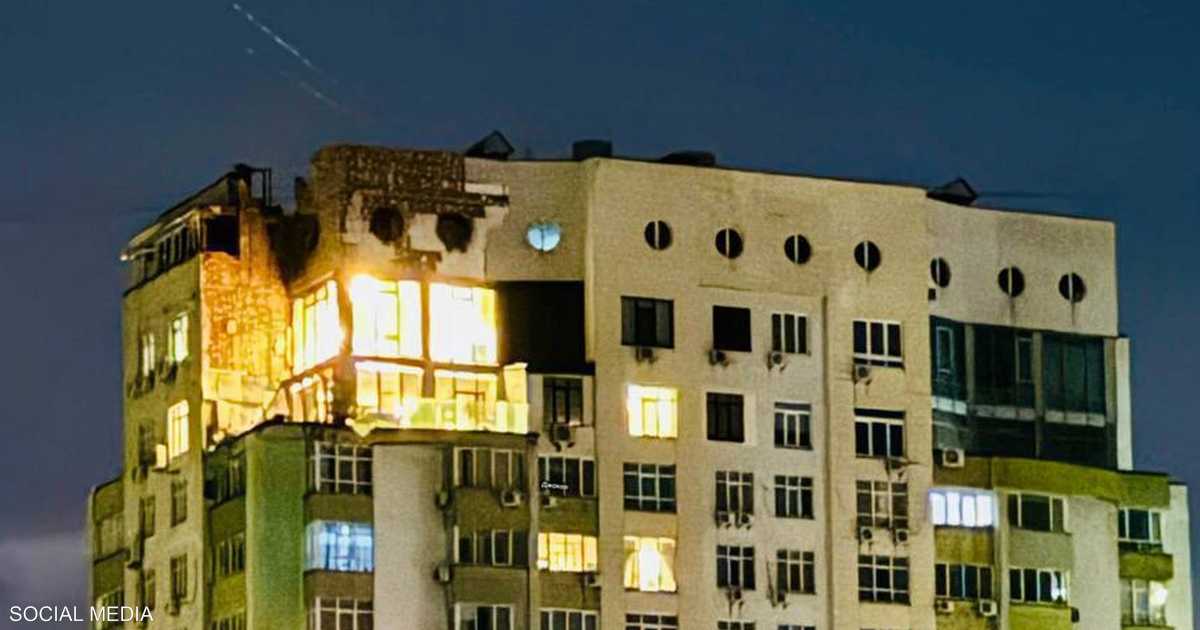 فيديو لانفجار ضخم في مبنى سكني بكييف استهدف بمسيّرة مفخخة