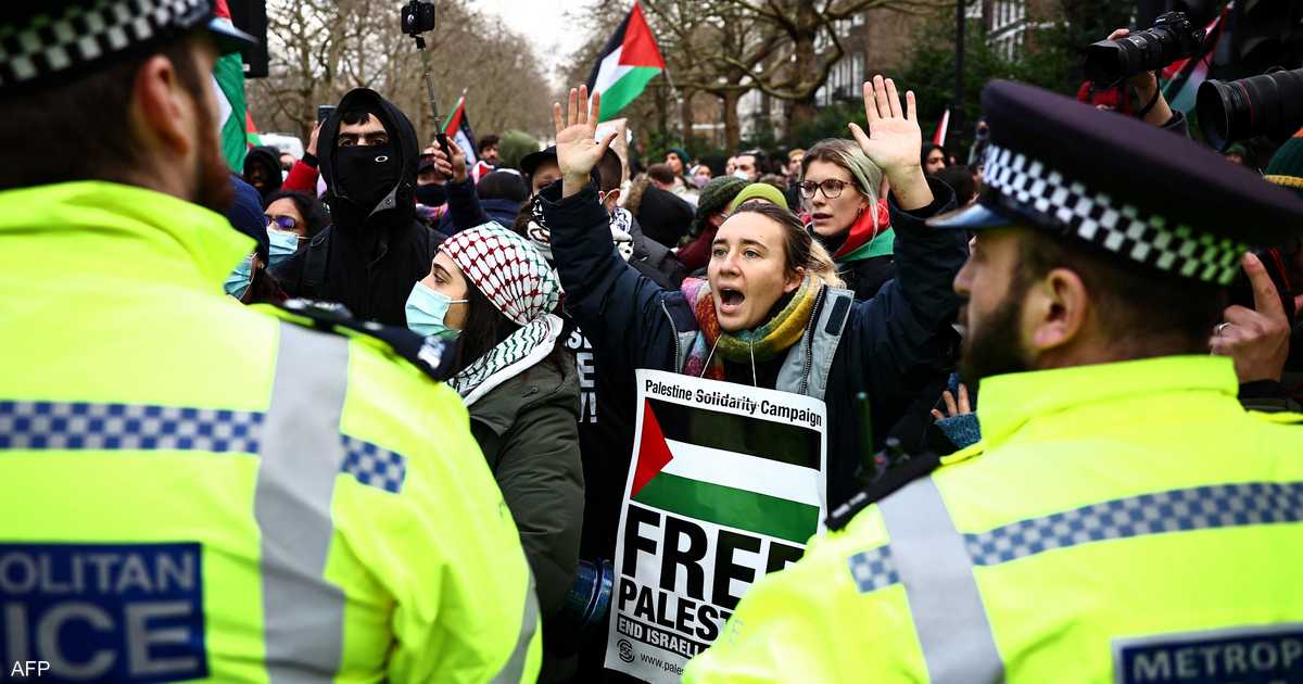 بريطانيا.. اعتقال 6 مؤيدين للفلسطينيين بشبهة “تعطيل البورصة”