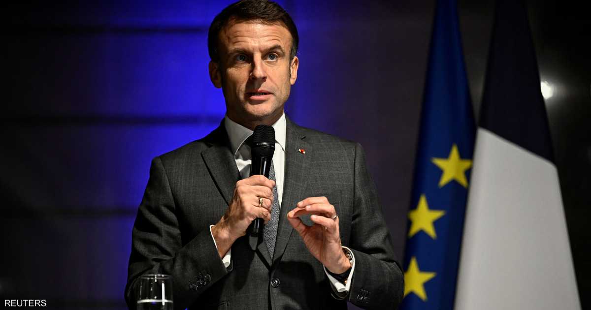 فرنسا.. ماكرون يتجه إلى إجراء تعديل حكومي